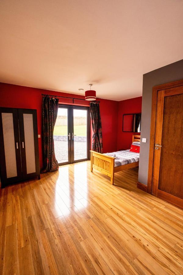 House By The Sea & Golf Course Villa Enniscrone Esterno foto