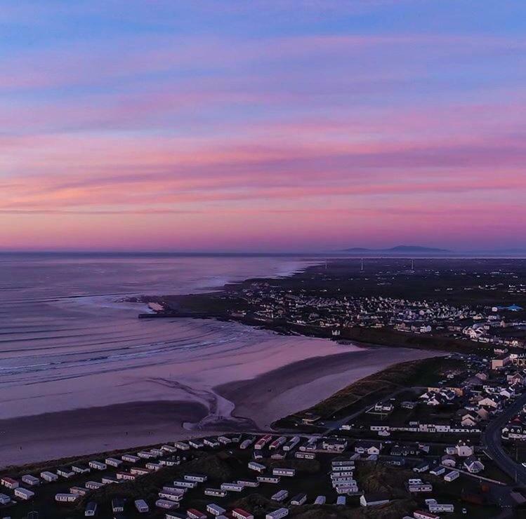 House By The Sea & Golf Course Villa Enniscrone Esterno foto